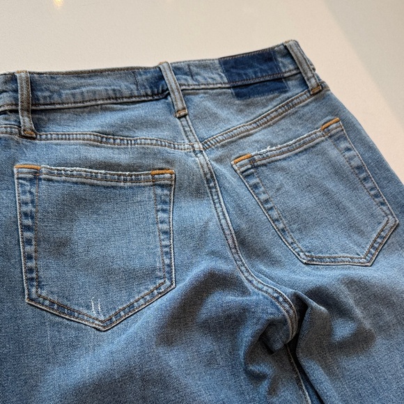 Abercrombie & Fitch The Ankle Straight Ultra High Rise Ripped Jeans, Size 27 - Picture 4 of 11